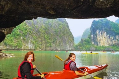 Lan Ha bay – Hanoi (B, Br)